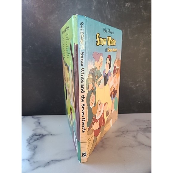 Mouse Works Hardcover Classics- Walt Disney’s Snow White And The Seven Dwarfs - Picture 10 of 10
